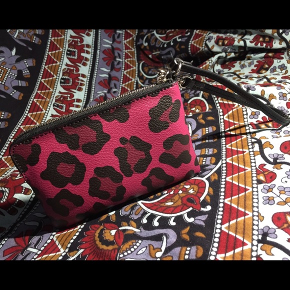 Coach Wristlet-Cranberry Print - Picture 2 of 6